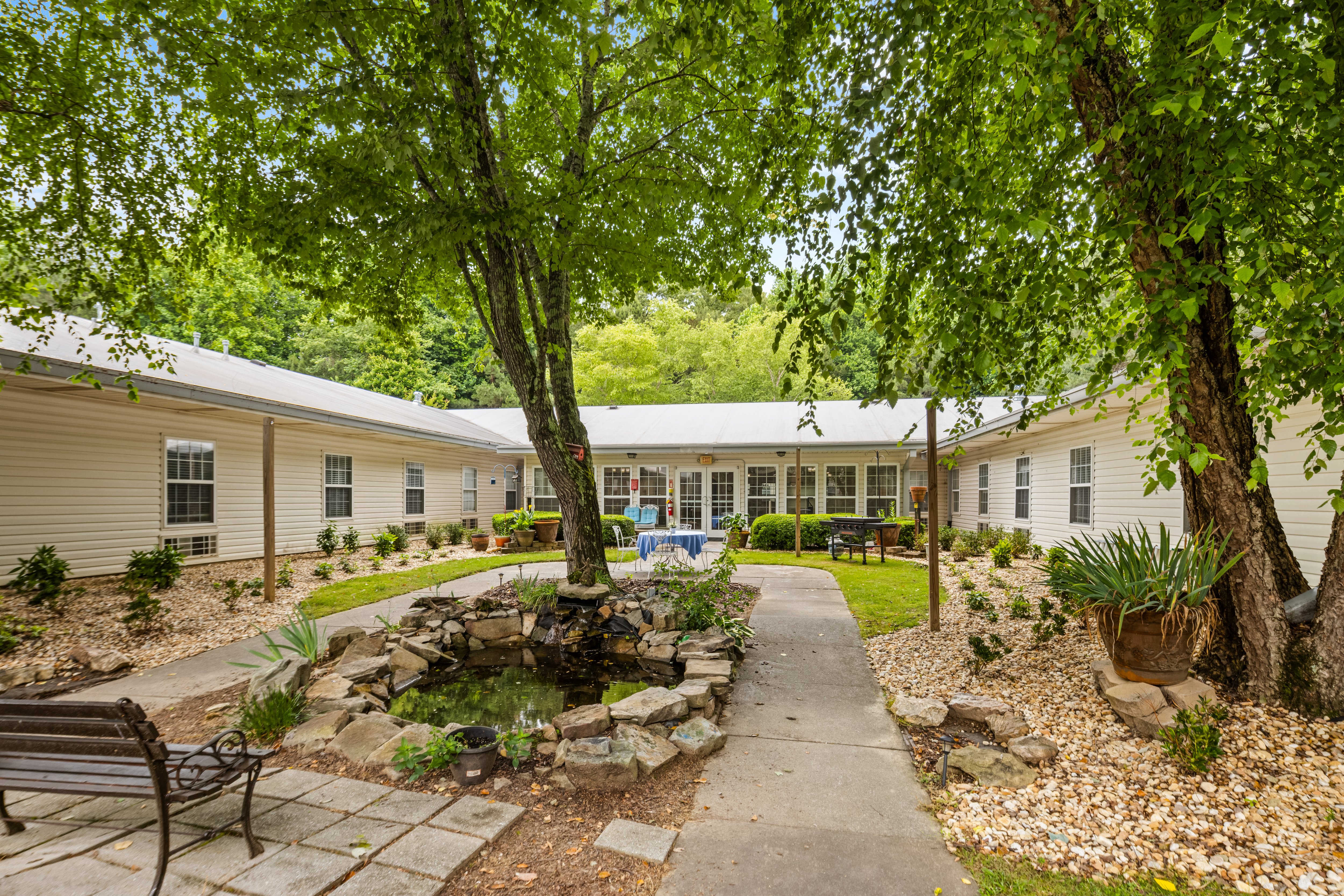 Cameron-Hall-Canton-Exterior-026